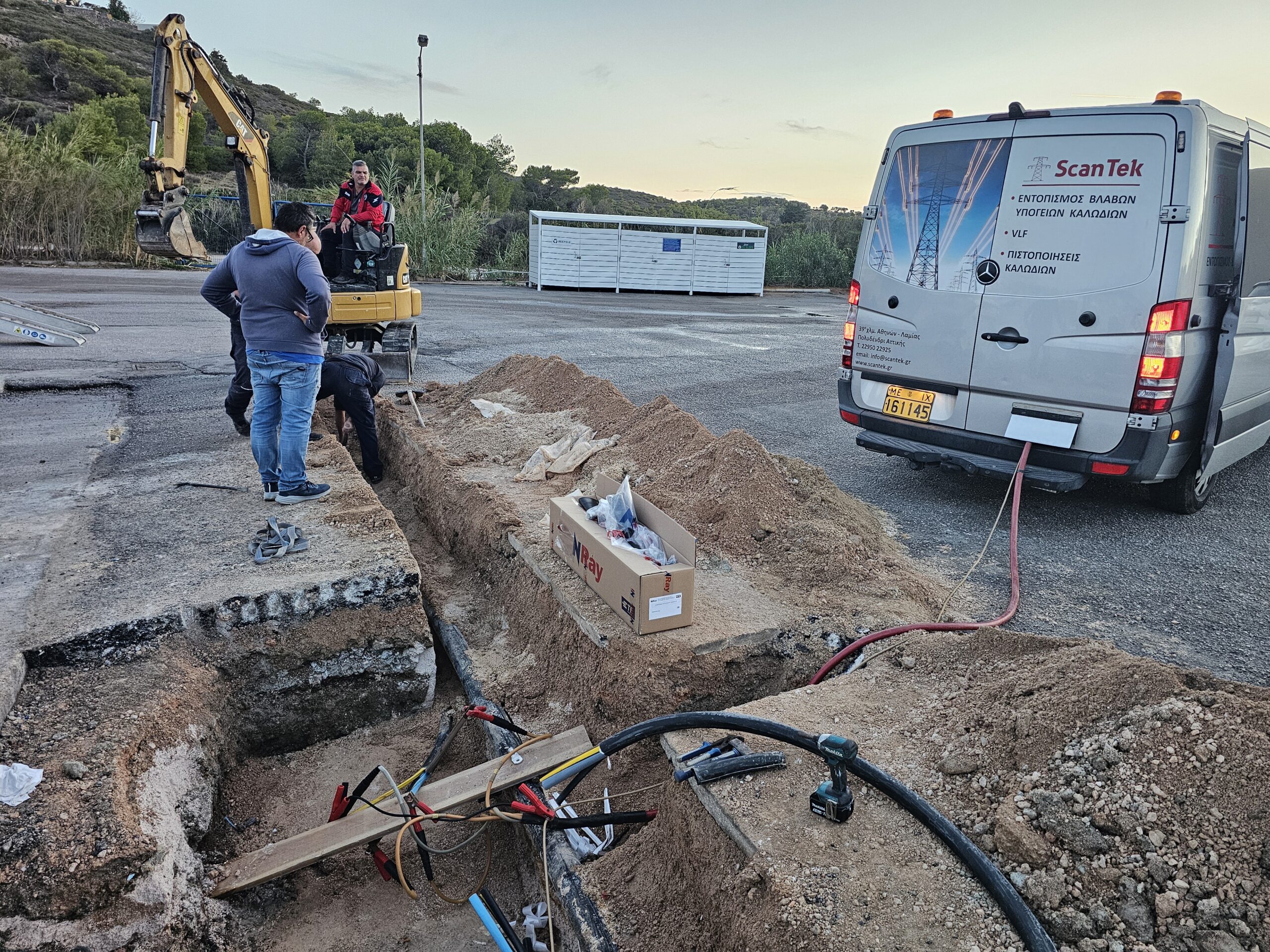 τεχνική ομάδα της ScanTek σε έργο καλωδίων μέσης τάσης